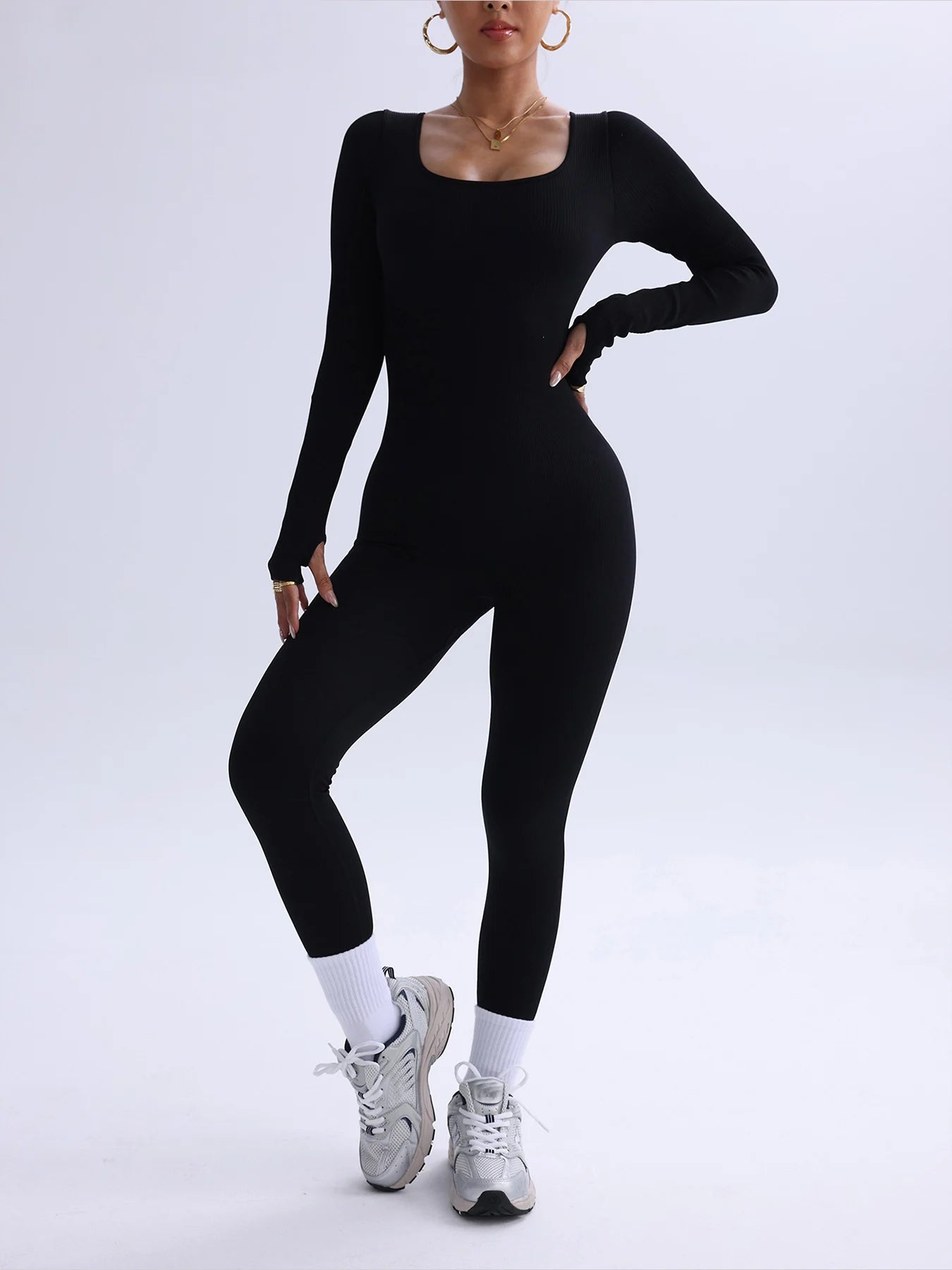 Women's one-piece yoga suit black jumpsuit long sleeved bodysuit sexy and fashionable streetwear casual sports bodysuit